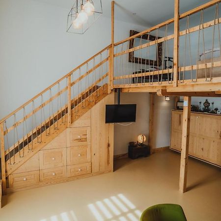 The Downtown Nest Apartment Cluj Napoca Bagian luar foto